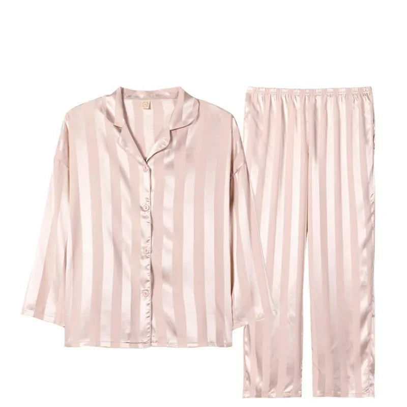 Pijama Acetinado Plus Size® •